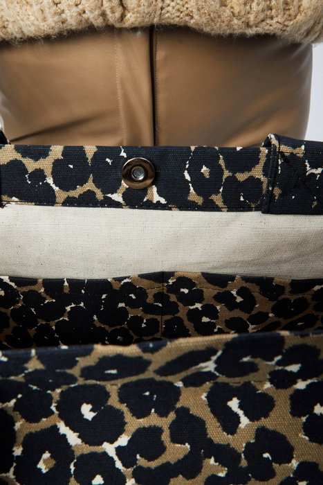 Zoozie Bags Bolso Tote de Lona Crema y Leopardo Zoozie Bags Bolso Tote de Lona Crema y Leopardo